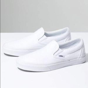 VANS CLASSIC SLIP-ON SNEAKER SIZE 10